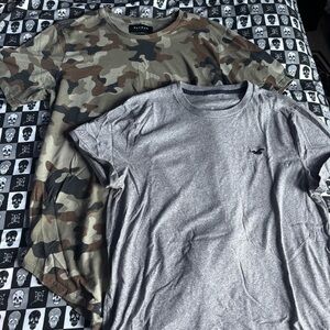 🎃3 for $10🎃 Men’s Basic Camo and Gray PacSun Hollister Shirt T-Shirt Top Bundle